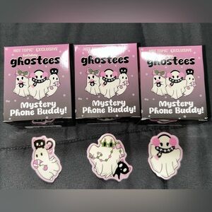 Hot Topic - Ghostees Phone Buddy